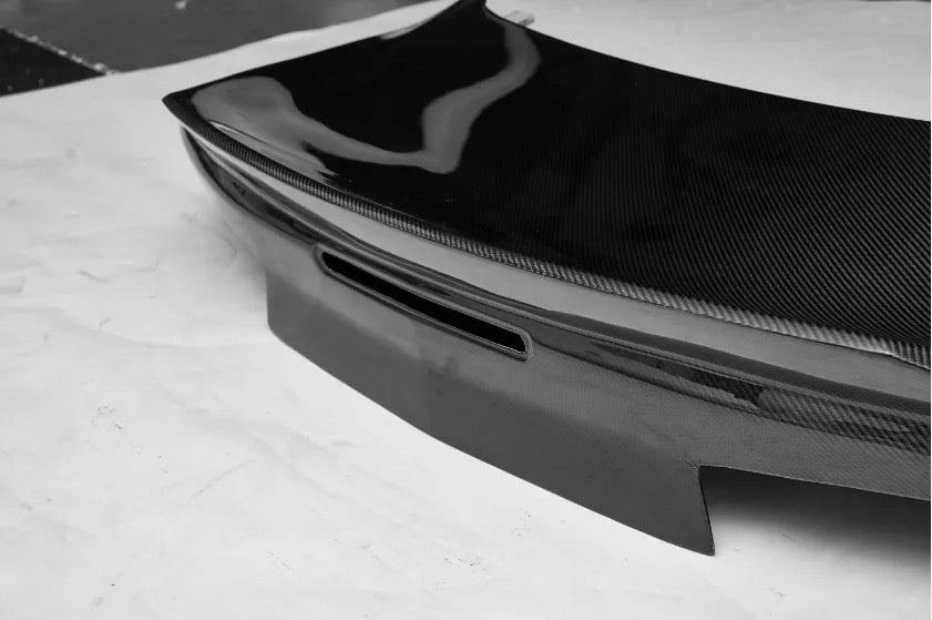 OAC Carbon Fiber Chevrolet Camaro Trunk with Integrated Duckbill Spoiler (16-24)